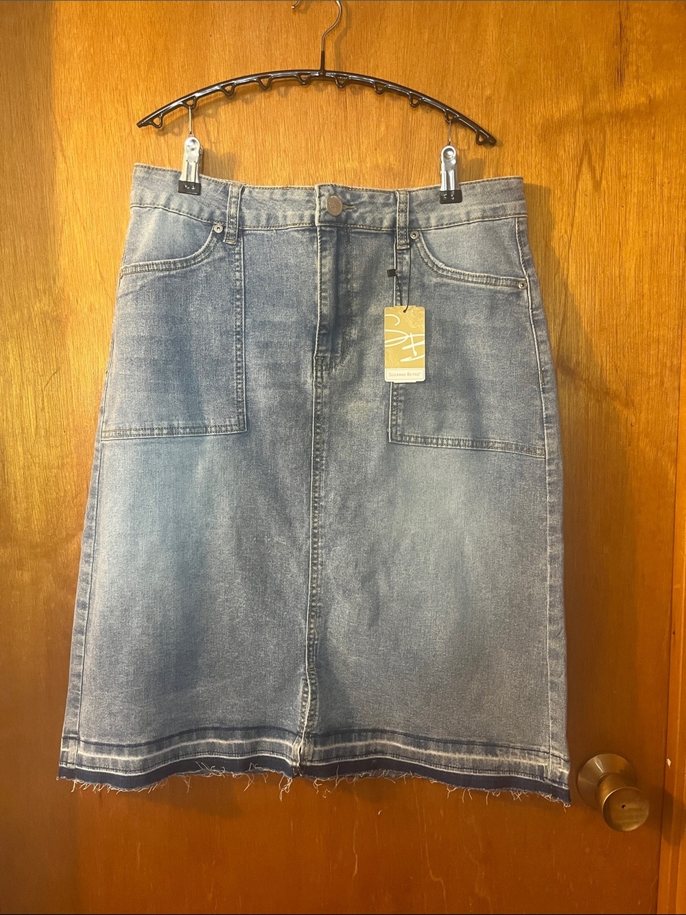 Suzanne Betro Light Blue Denim Midi Skirt with Patch Pockets 12
